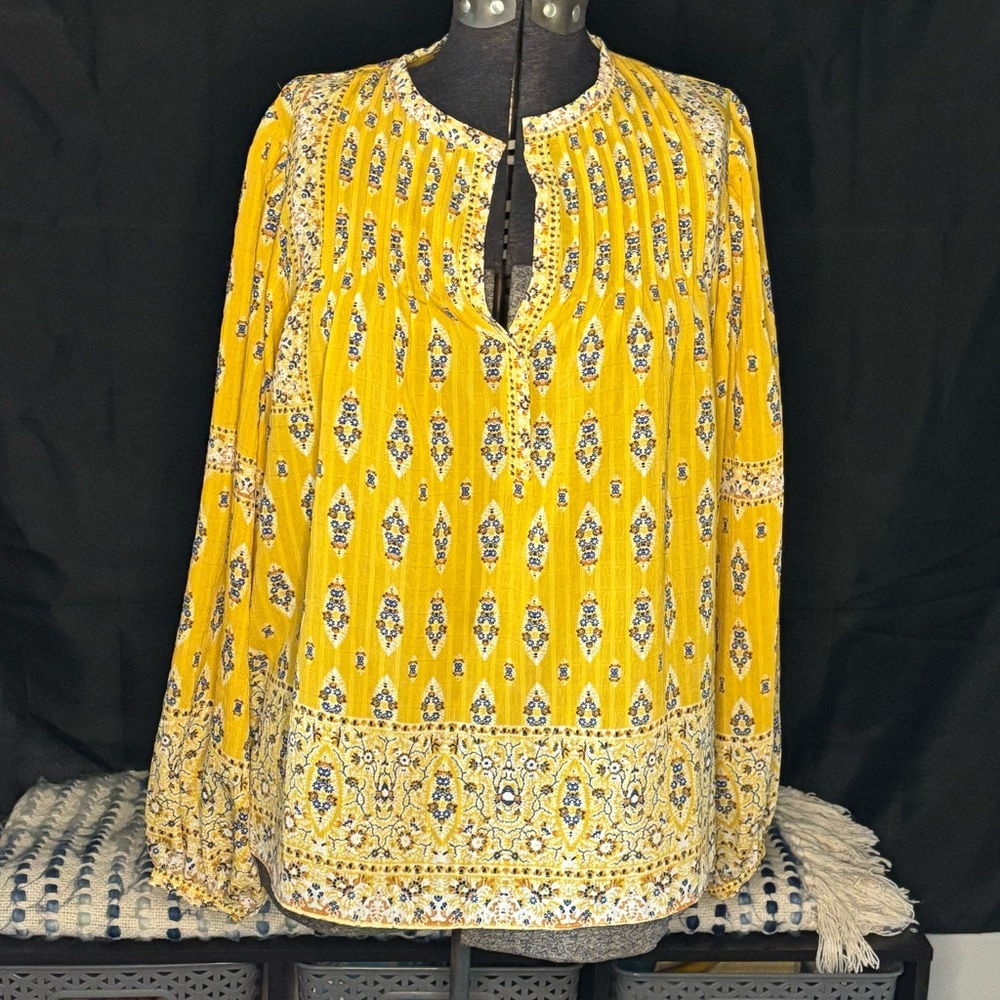 💛Rose + Olive💛 Gold Patterned Flowy Top